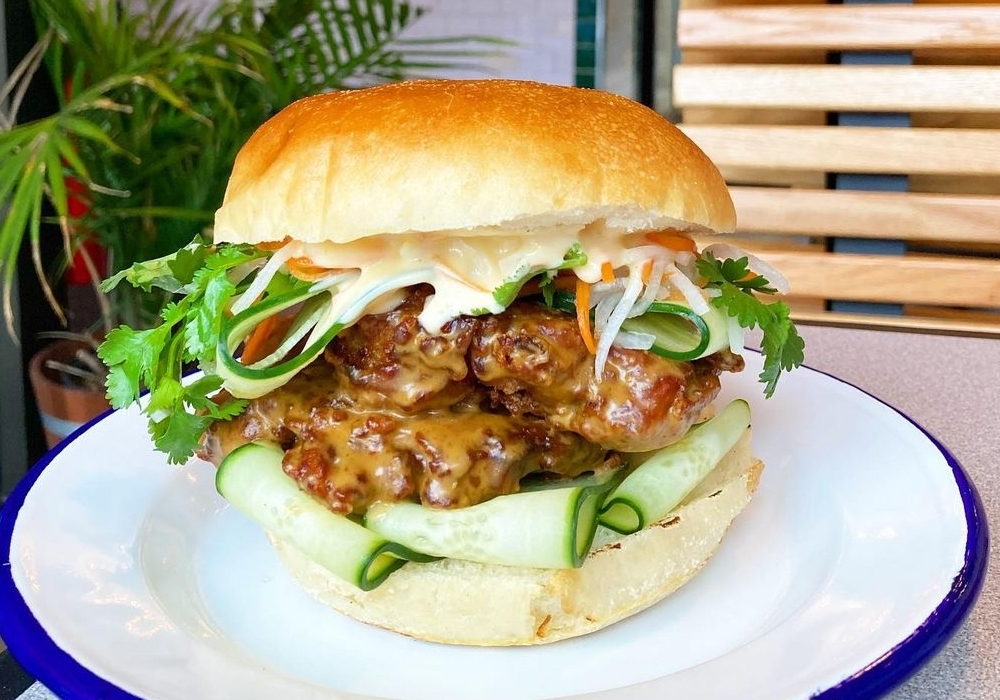 6 Flavourful Fried Chicken Sandwiches Across Canada