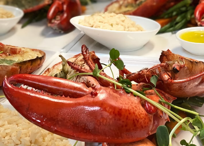 6 Restaurants Across Canada Offering Seafood for Takeout