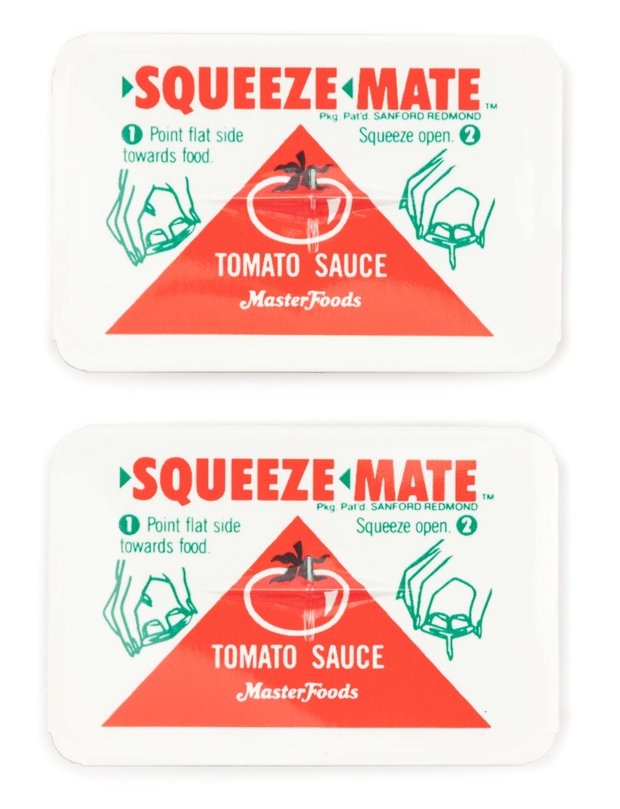 Squeeze Mate tomato sauce dispenser