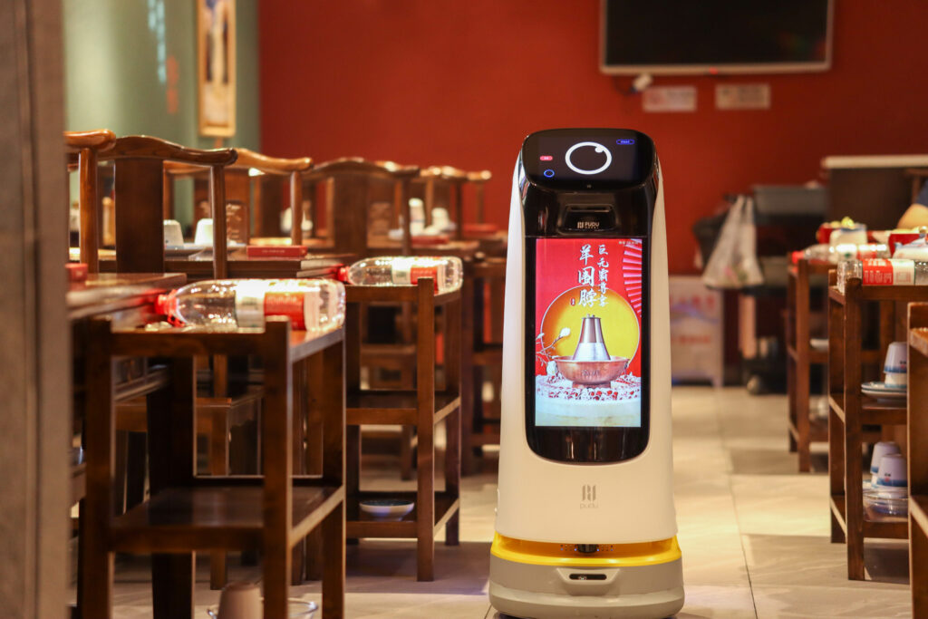 S.P.A.R.C. Robots Speeding Up Service At Pick-Up Restaurants