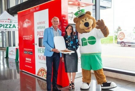 PizzaForno Debuts Into Transit Sector with Metrolinx Serving Pizza In Under 3 Minutes