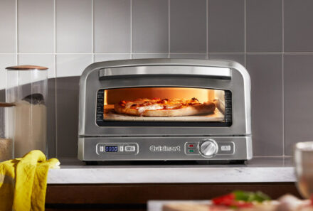 Cuisinart Canada Introduces a New Indoor Pizza Oven