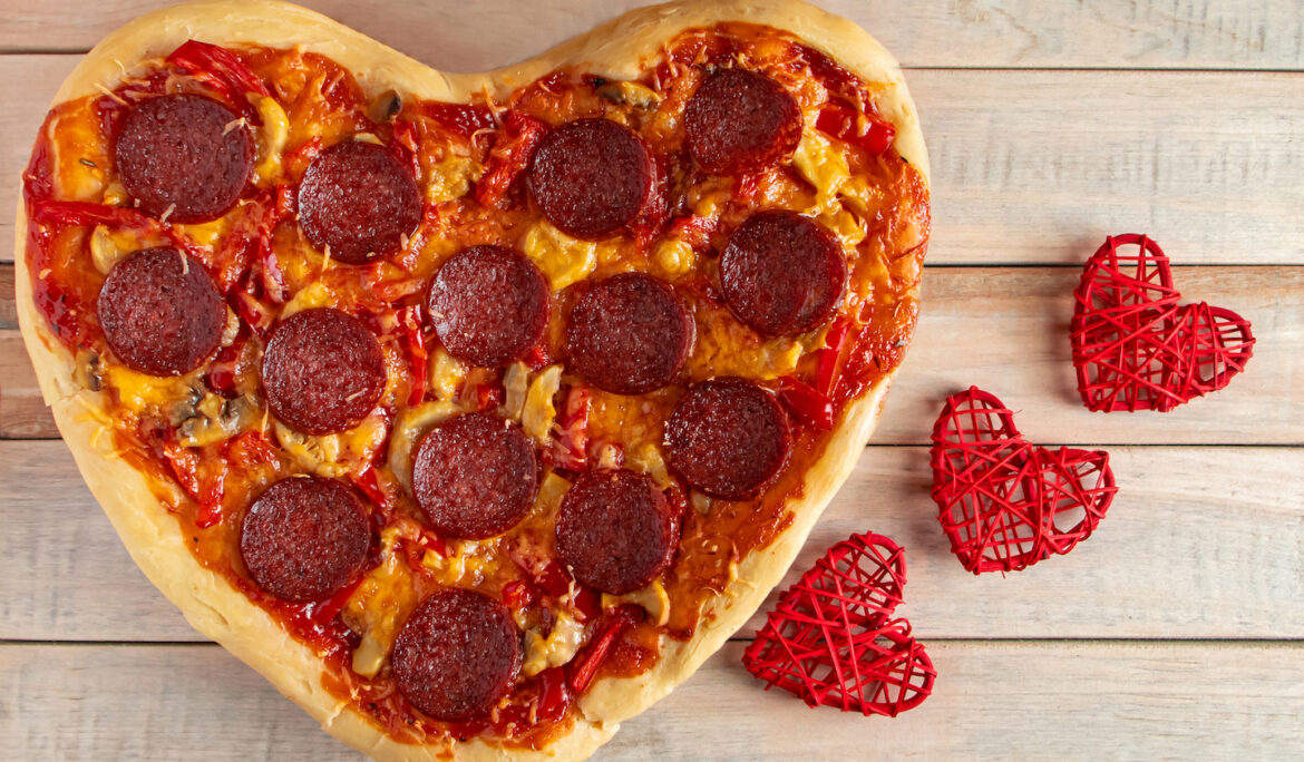 This Valentine’s Day, Pizza Pizza is Spreading Love – and Free Pizza – to Third Wheels