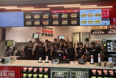 Jimmy John’s Expands Across Canada with 12 New Stores by Year’s End